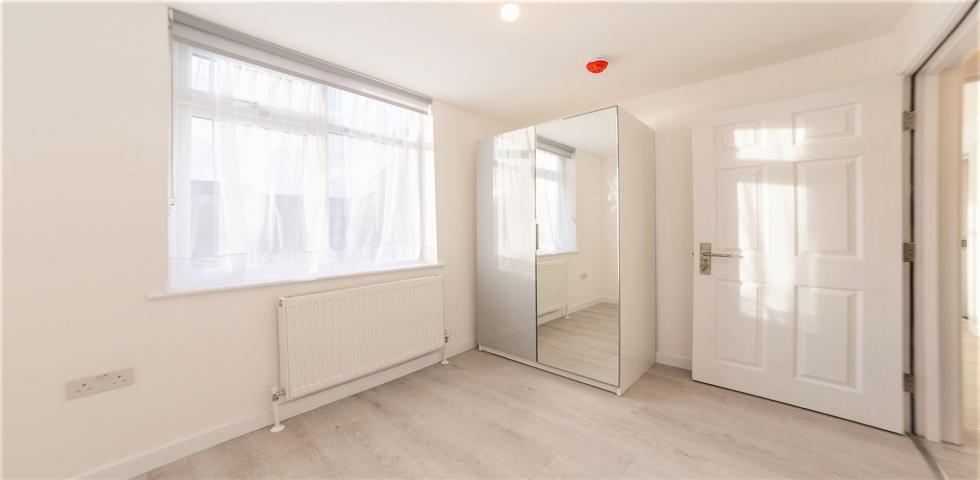 			RECENTLY REFURBISHED, 3 Bedroom, 1 bath, 1 reception Flat			 Harrowdene Road, WEMBLEY 